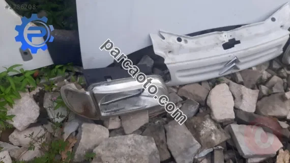 1998 citroen berlingo 1.9 çıkma sağ far