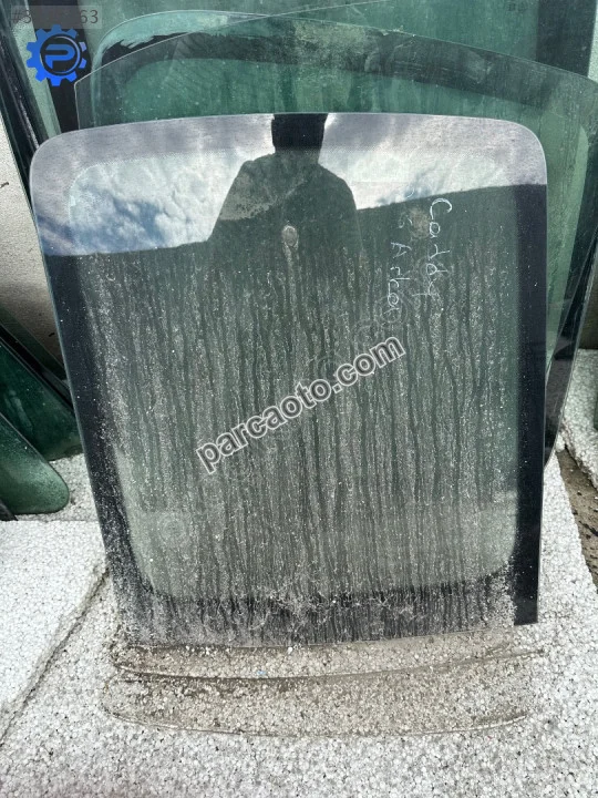 Volkswagen Caddy Kelebek Cam Ön - Samsun Tekkeköy