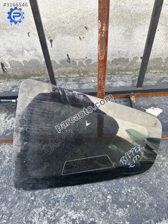 Fiat Fiorino Kelebek Cam Ön - Samsun Tekkeköy