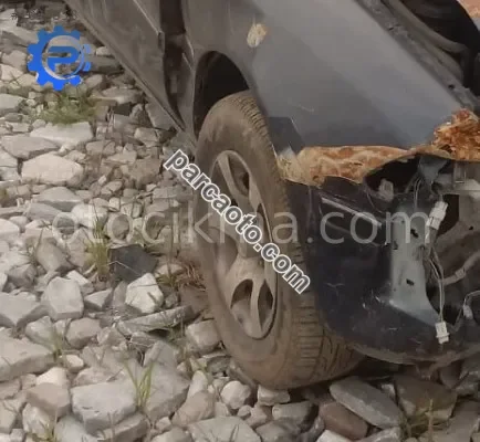 toyota corona 2.0 çıkma sağ ön jant lastik