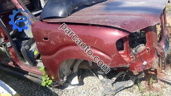 mahindra çıkma sağ ön çamurluk