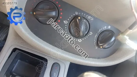Renault Clio kalorifer paneli kliması çıkma
