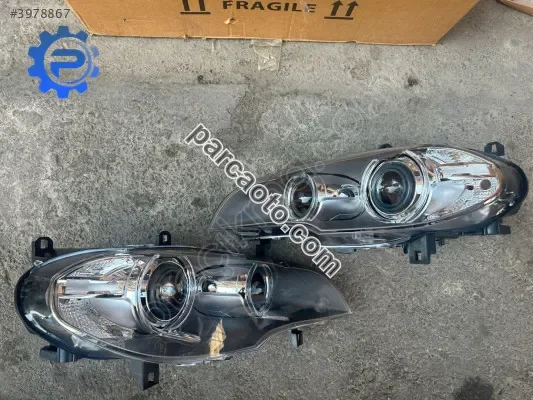 BMW X5 E70 BI-XENON Sağ Sol Far Lambası 2011-2013