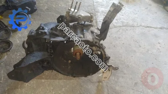 mitsubishi carisma 1.9 did çıkma dizel şanzıman manuel