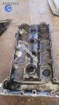 ford transit 2.3 benzinli çıkma külbütör üst kapak