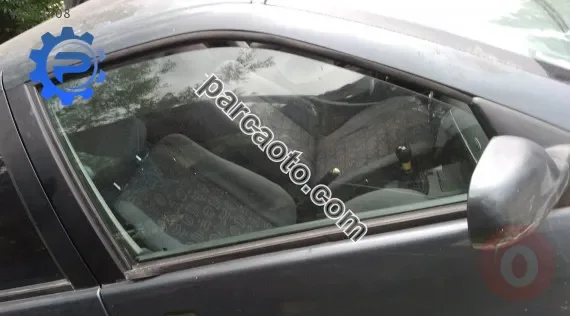 2001 model seat ibiza 16v akl çıkma sağ ön kapı camı
