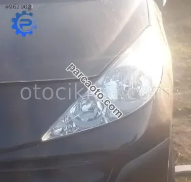 2009 peugeot 207 1.4 benzinli çıkma sol far