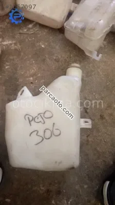 peugeot 306 silecek su bidonu