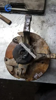 323 sağ taşıyıcı çıkma