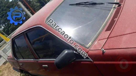 opel ascona çıkma sağ camlar tane