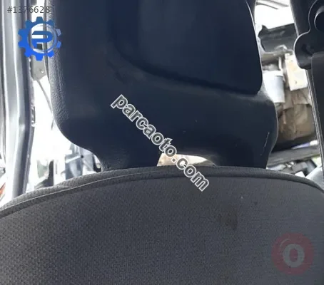 1992 hyundai excel sökme sağ ön koltuk başlığı