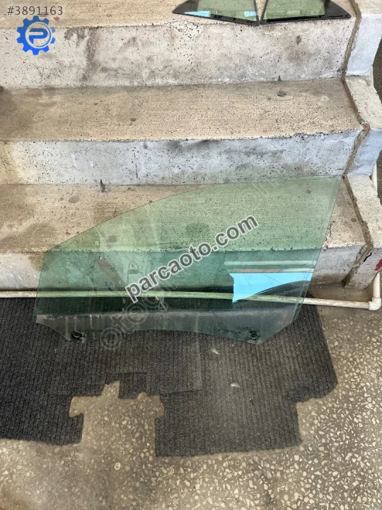 Megane 4-IV Hatcback Sol ön kapı camı cam Megane 4-IV Hatcback Sol ön kapı camı cam