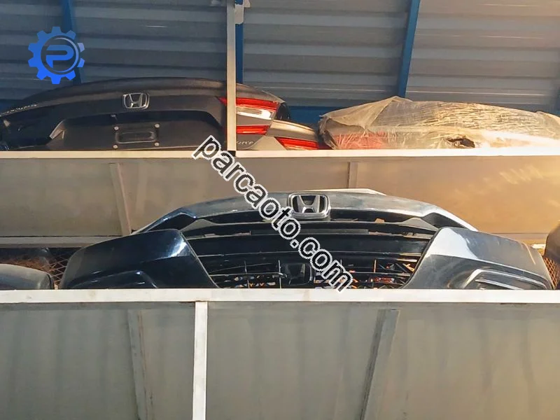 Honda Accord Tampon Ön - Mersin Tarsus