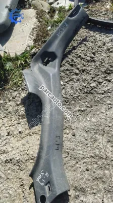 Reno 19 sağ arka eşik plastigi yedek parça