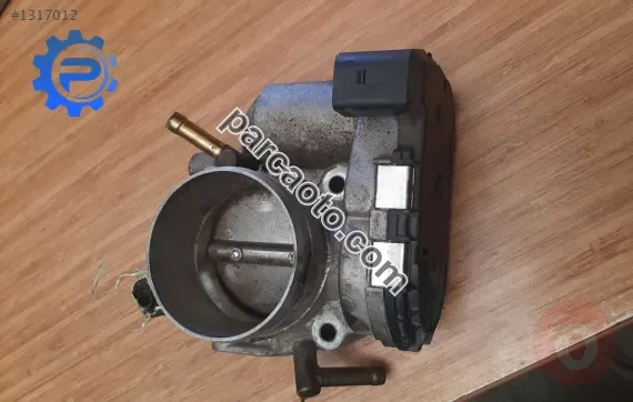 volkswagen bora 2.0 azh çıkma motor gaz kelebeği