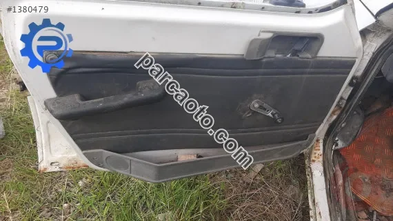 1998 model citroen c15 sökme sol ön kapı döşemesi