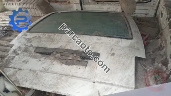 1998 model nissan urvan 2.5 çıkma bagaj kapağı