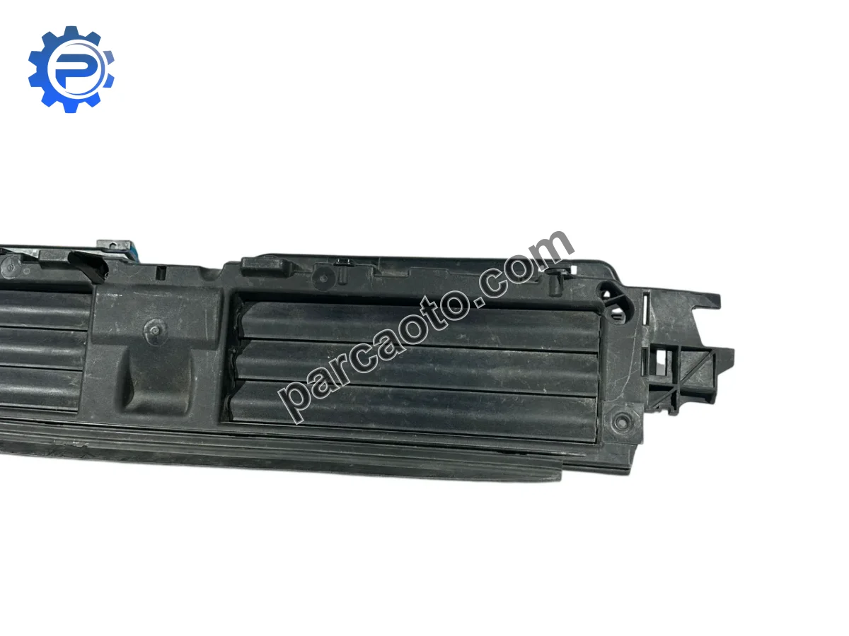 AUDI A4 B9 20092010201120122013 HAVA KANALI SOKME 8W0807663