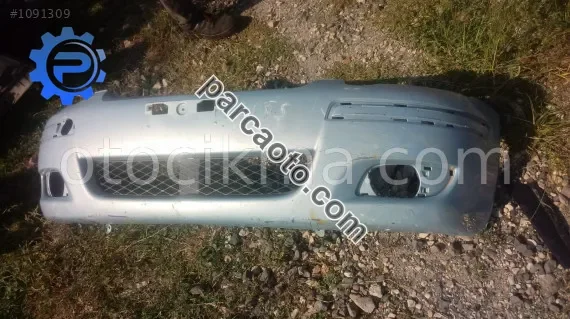 Toyoto yaris ön tampon
