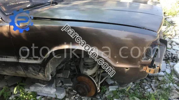 ford taunus çıkma sağ ön çamurluk