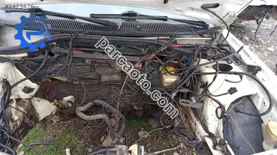 Escort 1.6 cfi tek nokta enjeksiyonlu motor iç tesisat klimasız