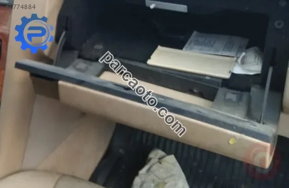 mercedes e-class w210 kedigöz çıkma torpido kapağı