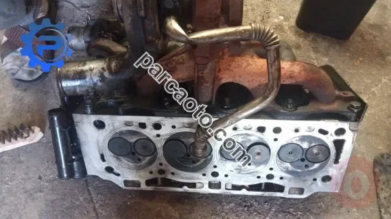 opel vivaro 1.9 çıkma dolu silindir kapağı DCI f9Q