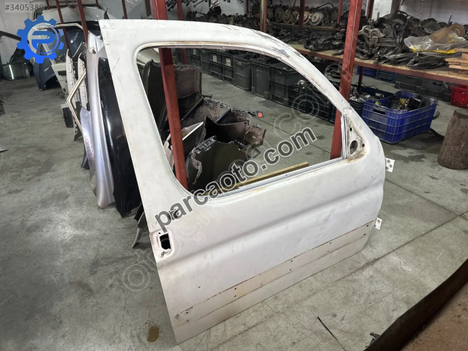 Citroen berlingo partner sağ ön kapı Citroen berlingo partner sağ ön kapı