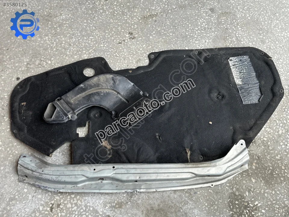 Renault kangoo 1-2 ön kaput keçesi havalandırması ön panel demiri Renault kangoo 1-2 ön kaput keçesi havalandırması ön panel demiri