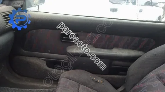 Pejo 106 sağ ön kapı döşeme yedek parça