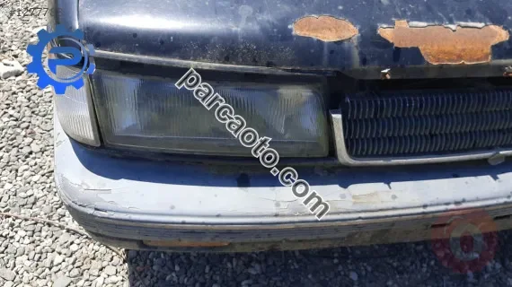 1991 model mazda 929 2.0 çıkma sağ far