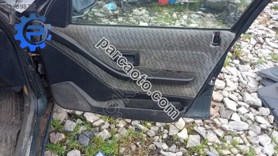Pejo 306 sağ ön kapı dosemesi yedek parça