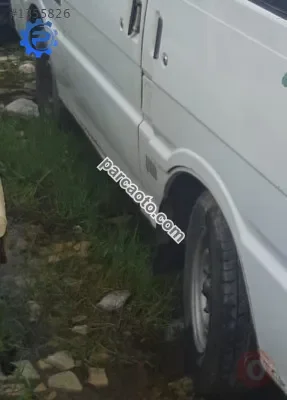 Kia besta hi çıkma sağ jant lastik