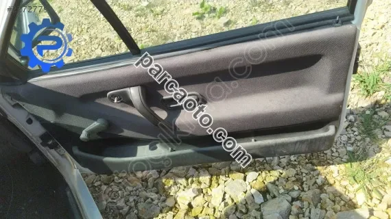 Polo Mk1 kapı döşemesi takım çıkma