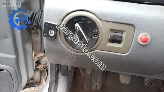 Skoda Octavia Mk1 far anahtarı yedek parça