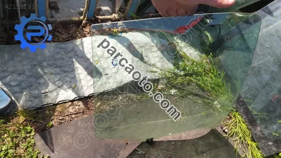 Clio sağ arka cam çıkma