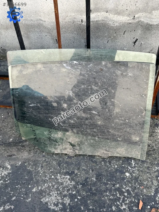 Renault Fluence Kapı Camları - Samsun Tekkeköy