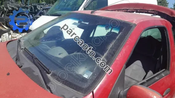 Clio 2 on cam yedek parça