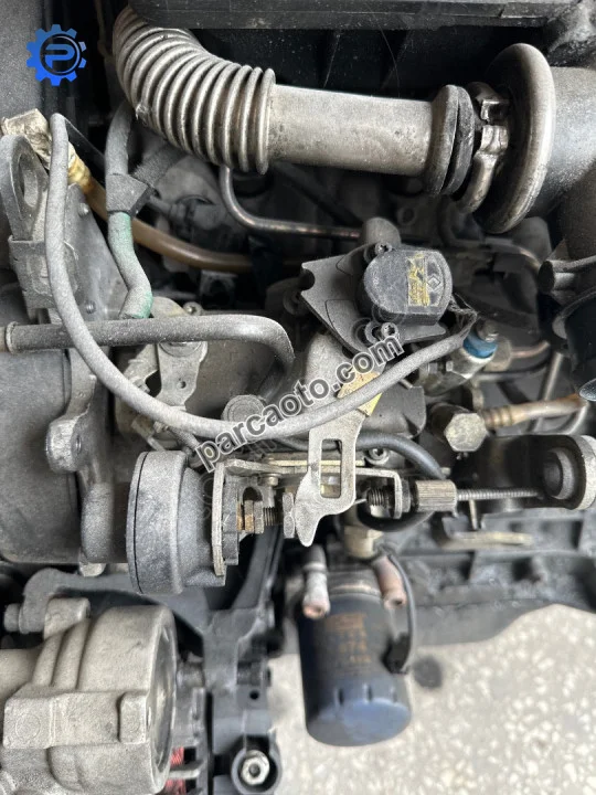 Peugeot partner 1.9D lucas delphi mazot pompası pompa 1.9 D
