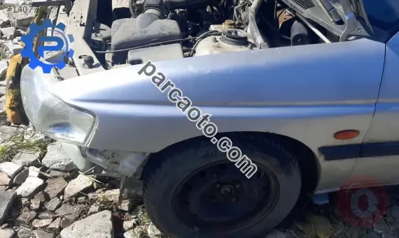 1997 model ford escort 1.6 16v ztec çıkma sol ön çamurluk