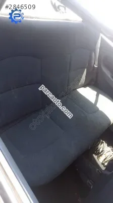 Clio sedan arka koltuk yedek parça