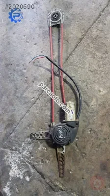 peugeot 205 çıkma sol ön cam krikosu