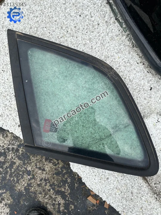 Audi A3 orijinal çıkma kelebek cam ön, Samsun Tekkeköy