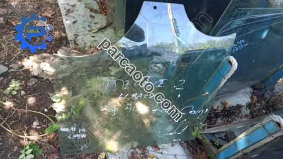 Megane 2 hb sağ arka kapı camı yedek parça