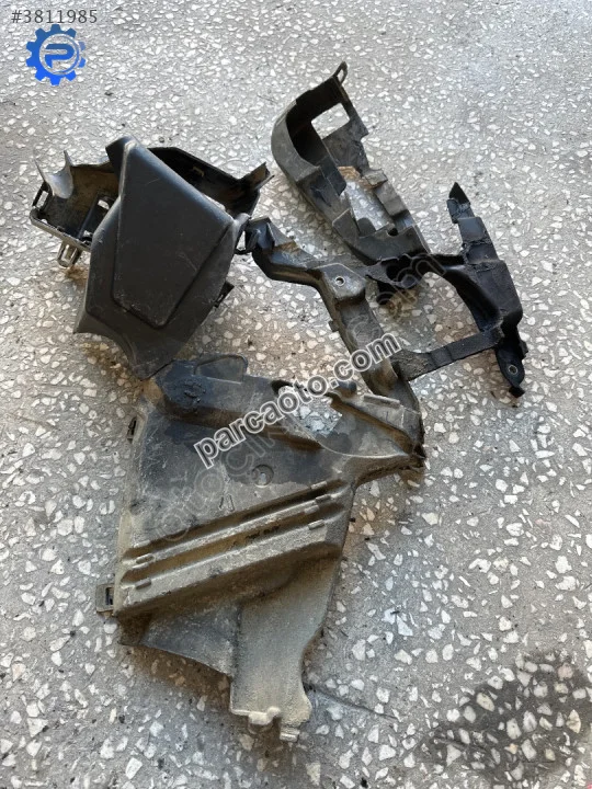 Clio Symbol Thalia Clio 2 Eksantrik Kapağı K9K 8200102678 Clio Symbol Thalia Clio 2 Eksantrik Kapağı K9K 8200102678