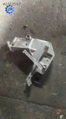 Peugeot Citroen motor braketi çıkma