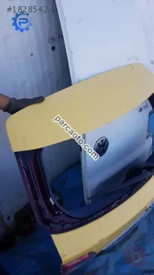toyota auris çıkma bagaj spoiler