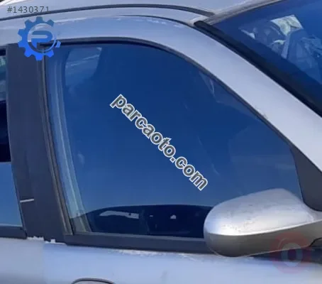 2005 fiat albea 1.6 16v benzinli çıkma sağ ön kapı camı