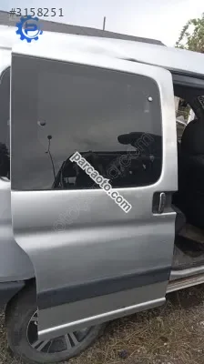 Partner Berlingo sağ surgi kapı yedek parça