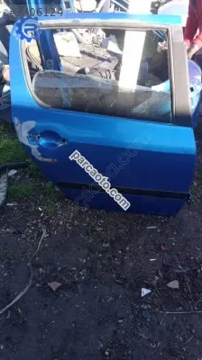 Pejo 307 sağ arka kapı ufak hasarlı yedek parça